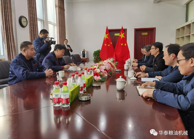 滑县县委常委纪委书记监委主任冯刚莅临华泰机械调研